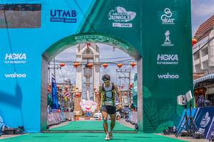 BIB: 1001
                            <button type="button" onclick="openModal(21761817)" class="btn btn-primary btn-sm float-right btn-popup" data-toggle="modal" data-target=".modal-high-quality">
                        <i class="fas fa-shopping-cart"></i> Add to Cart
                    </button>
                                            <button type="button" onclick="isThisMe(21761817, true)" class="btn btn-success btn-sm float-right btn-popup btn-isme hidden" data-toggle="tooltip" data-placement="bottom" title="นี่คือรูปของคุณใช่ไหม คลิกที่นี่เพื่อเอาเข้าอัลบั้ม">
                        <i class="fas fa-plus"></i> Add to album
                    </button>
                    <button type="button" onclick="isThisMe(21761817, false)" class="btn btn-warning btn-sm float-right btn-popup btn-isnotme hidden">
                        <i class="fas fa-ban"></i> Remove from album
                    </button>